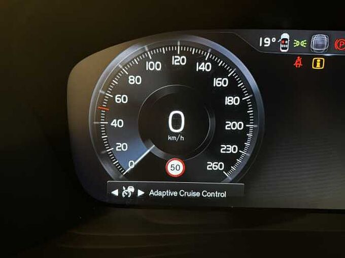 Volvo XC40 Recharge R-Design, T4 plug-in hybrid