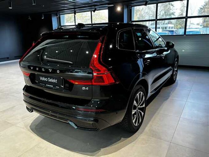 Volvo XC60 Plus, B4 Mild-Hybrid, Benzin, Dark