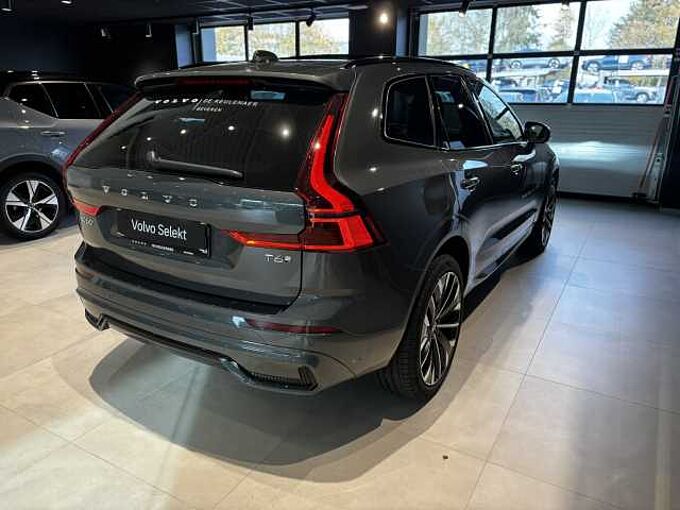 Volvo XC60 Plus, T6 AWD Plug-in hybrid, NIET INGESCHREVEN DIRECTIEWAGEN