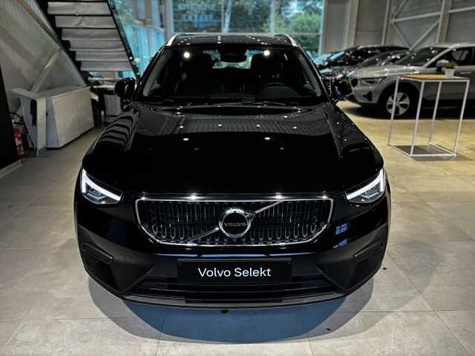 Volvo XC40 Core, B3 Mild hybrid, Benzine