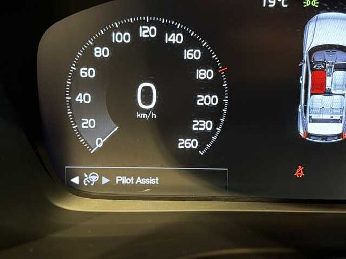 Volvo XC40 Recharge R-Design, T4 plug-in hybrid