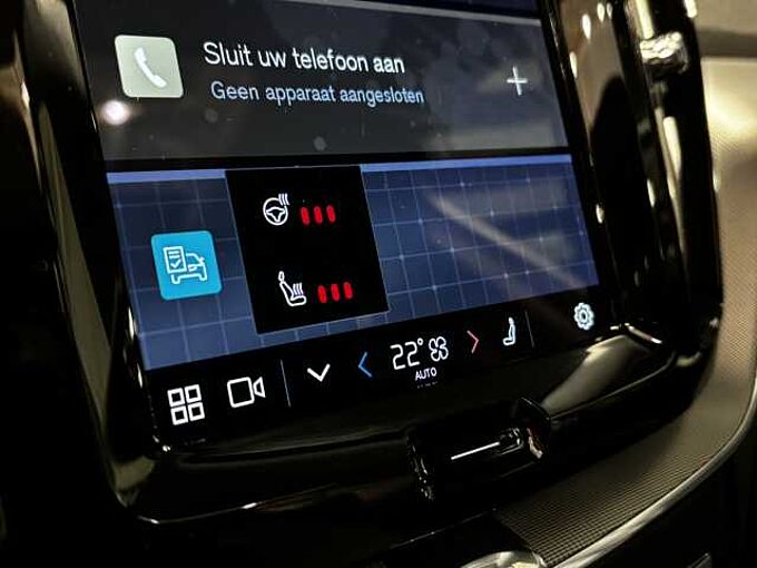 Volvo XC60 Plus, B4 Mild-Hybrid, Benzin, Dark