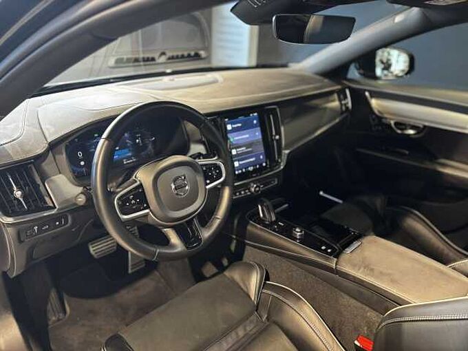 Volvo V90 Recharge R-Design, T6 AWD Plug-in Hybrid