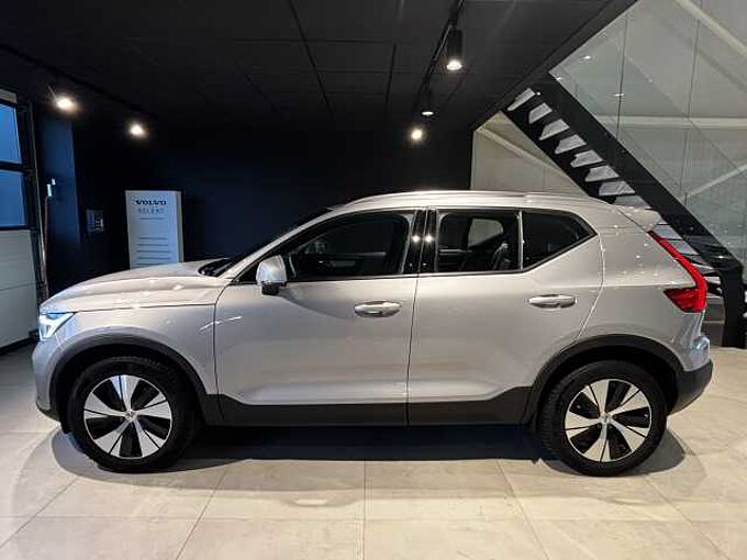 Volvo XC40 Core, B3 Mild hybrid, Benzine