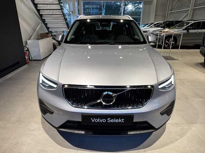 Volvo XC40 Core, B3 Mild hybrid, Benzine
