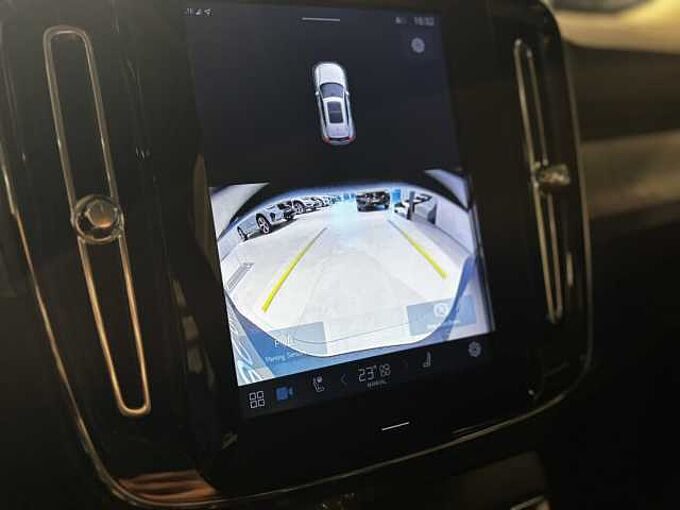 Volvo XC40 Core, B3 Mild hybrid, Benzine