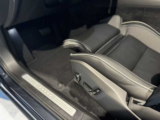 Volvo XC60 Black Edition Plus, T6 AWD PHEV - SLECHTS 1.000 km!