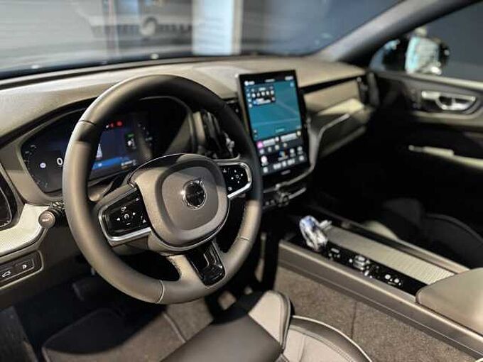 Volvo XC60 Black Edition Plus, T6 AWD PHEV - SLECHTS 1.000 KM!