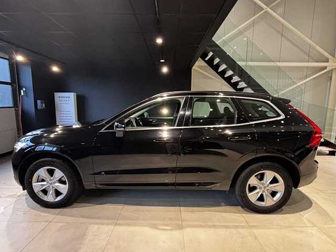 Volvo XC60 Momentum Pro, B4 mild hybrid
