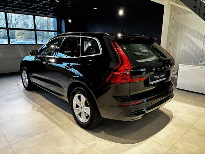 Volvo XC60 Momentum Pro, B4 mild hybrid