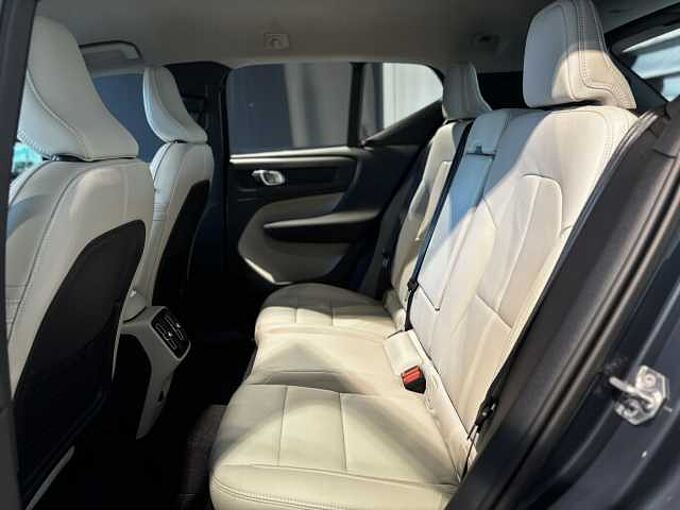 Volvo XC40 Inscription, T2 (automatic)