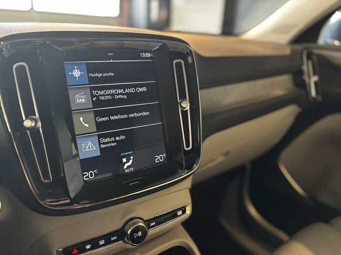 Volvo XC40 Inscription, T2 (automatic)