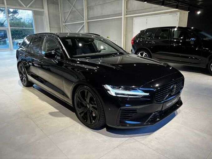Volvo V60 Plus, T6 AWD Plug-in hybrid, Elektrisch/benzine, Dark