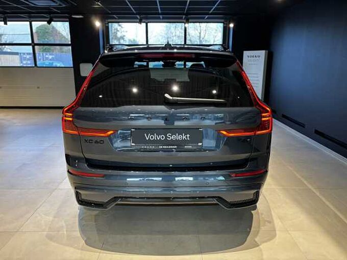 Volvo XC60 Black Edition Plus, T6 AWD Plug-in Hybrid SLECHTS 1300 KM!