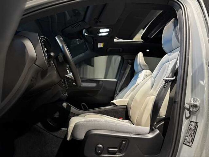 Volvo EX40 Ultra, Twin Motor Performance, Elektrisch