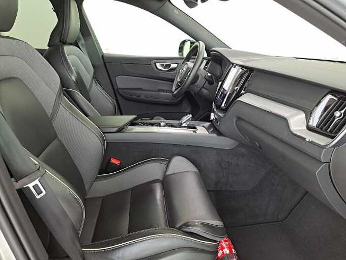 Volvo XC60 T6 AWD Plug-In Hybride Ultimate 739800 | Recharge T6 AWD Plug-In Hybride Ultimate