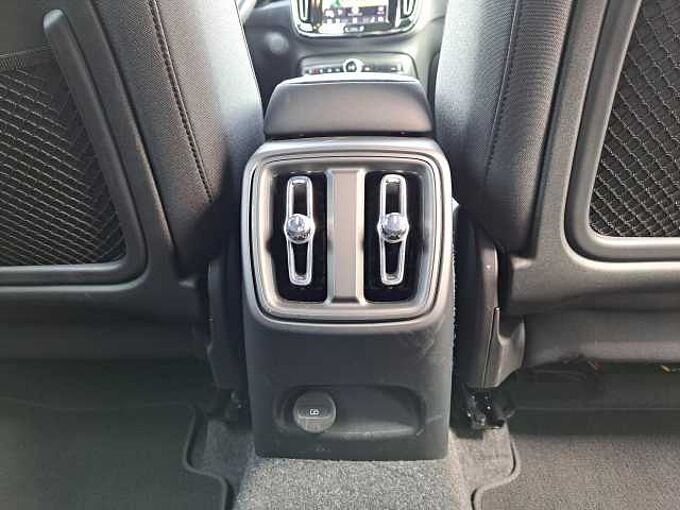 Volvo XC40 Recharge Single Motor Extended Range Core 312677 | Recharge Single Motor Extended Range Core