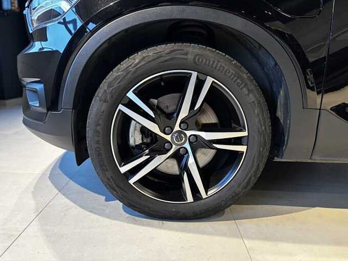 Volvo XC40 Recharge R-Design, T5 Plug-in Hybrid