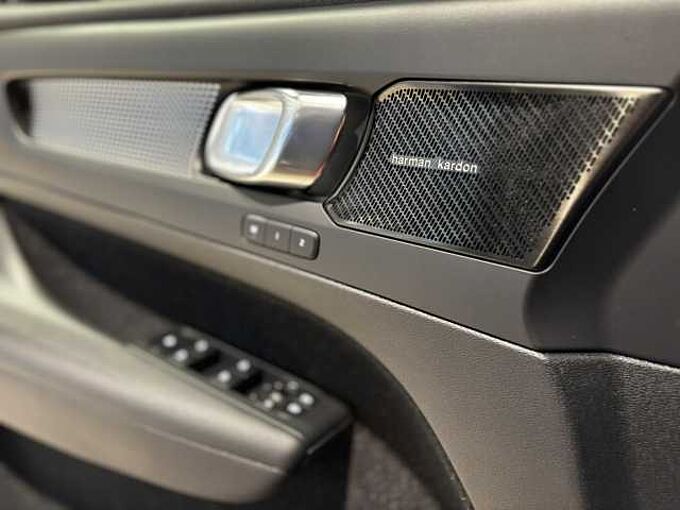 Volvo XC40 Recharge R-Design, T5 Plug-in Hybrid