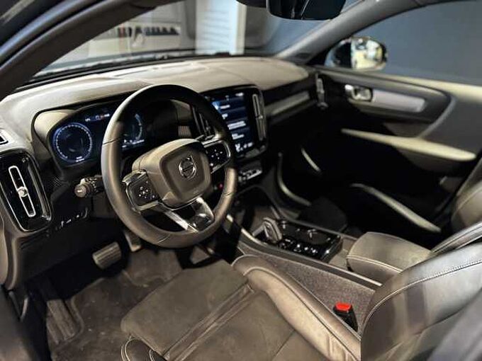 Volvo XC40 Recharge R-Design, T5 plug-in hybrid