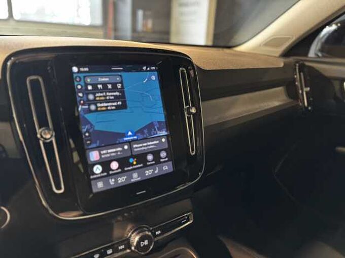 Volvo XC40 Core, B3 Mild hybrid, Benzine