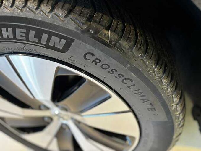 Volvo XC40 Core, B3 Mild hybrid, Benzine