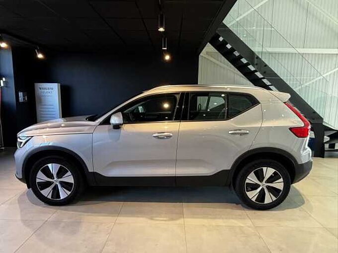 Volvo XC40 Core, B3 Mild hybrid, Benzine