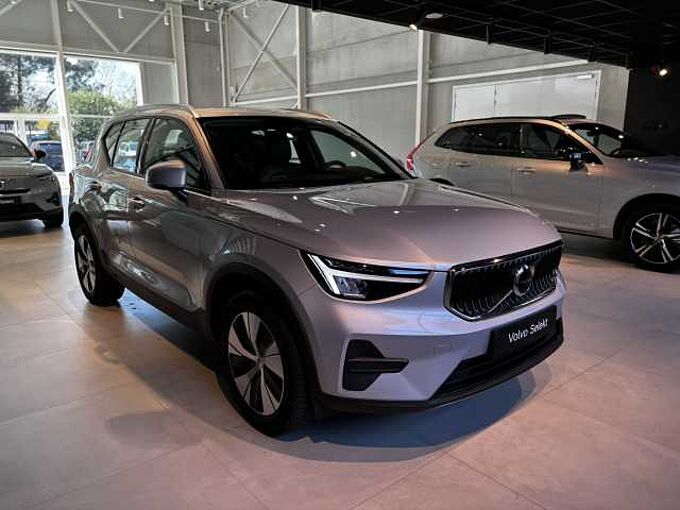 Volvo XC40 Core, B3 Mild hybrid, Benzine