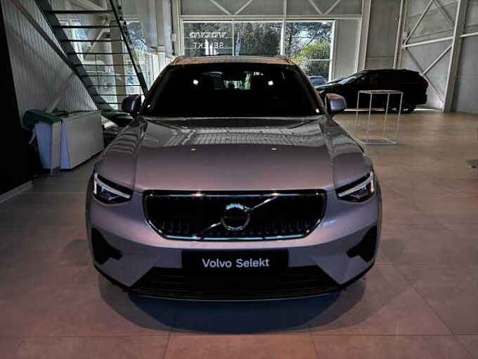 Volvo XC40 Core, B3 Mild hybrid, Benzine