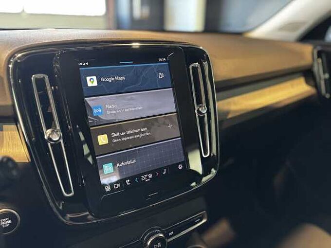 Volvo XC40 Core, B3 Mild hybrid, Benzine