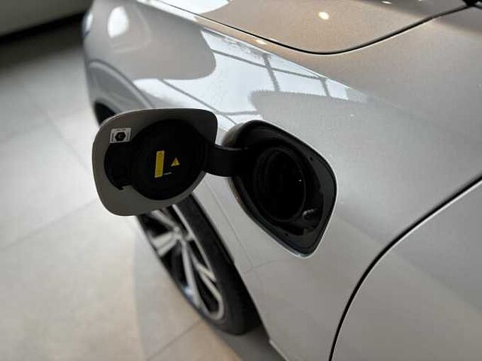 Volvo XC60 Plus Dark, T6 PHEV