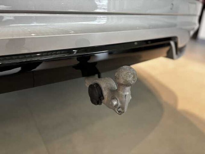 Volvo XC60 Plus Dark, T6 PHEV