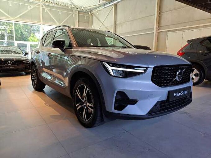 Volvo XC40 B3 AUT Mild-Hybride Plus Dark