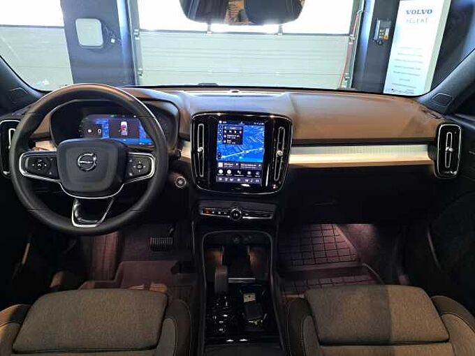 Volvo XC40 B3 AUT Mild-Hybride Plus Dark