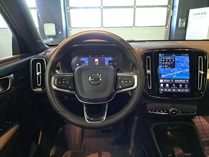 Volvo XC40 B3 AUT Mild-Hybride Plus Dark