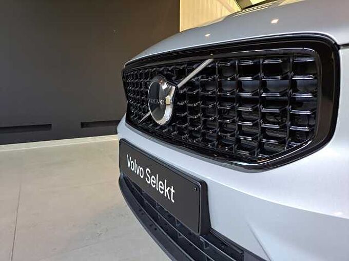 Volvo XC40 B3 AUT Mild-Hybride Plus Dark