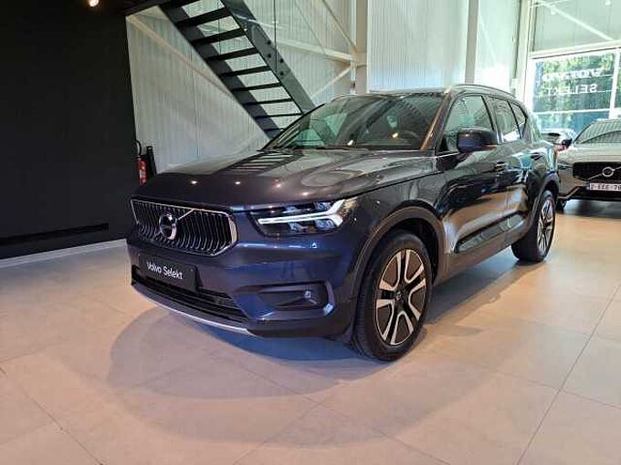 Volvo XC40 408453 | T2 AUT Momentum Pro