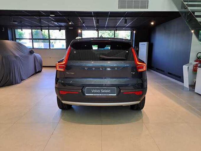 Volvo XC40 408453 | T2 AUT Momentum Pro
