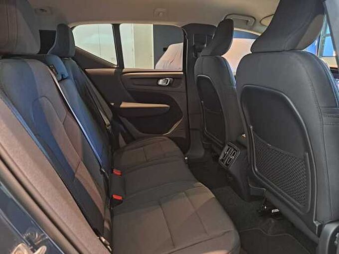 Volvo XC40 408453 | T2 AUT Momentum Pro