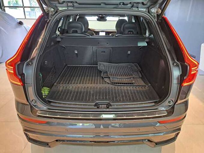 Volvo XC60 913370 | Recharge T6 AWD Plug-In Hybrid Ultimate Dark