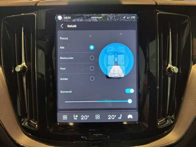 Volvo XC60 913370 | Recharge T6 AWD Plug-In Hybrid Ultimate Dark