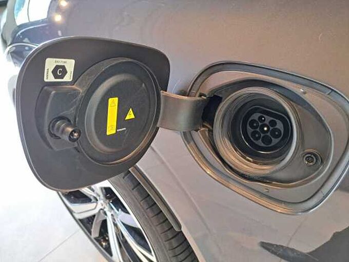Volvo XC60 913370 | Recharge T6 AWD Plug-In Hybrid Ultimate Dark