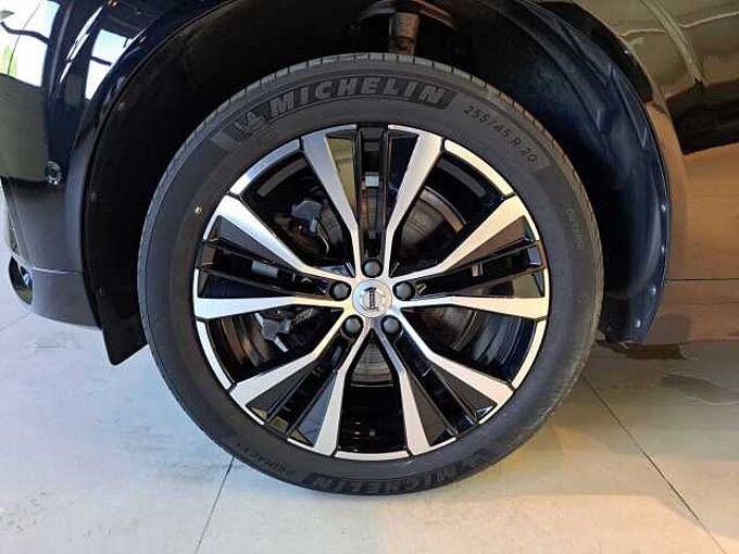 Volvo XC60 779047 | B4 Mild-Hybride Benzine Plus Dark
