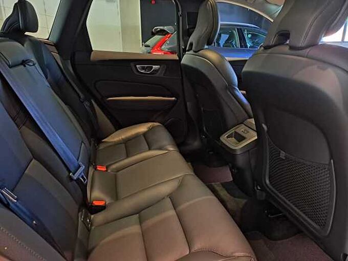 Volvo XC60 779047 | B4 Mild-Hybride Benzine Plus Dark