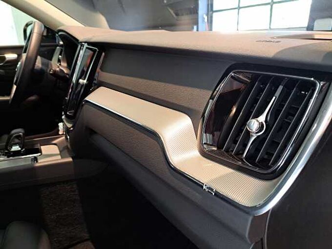 Volvo XC60 B4 Mild-Hybride Benzine Plus Dark 795855 | B4 Mild-Hybride Benzine Plus Dark