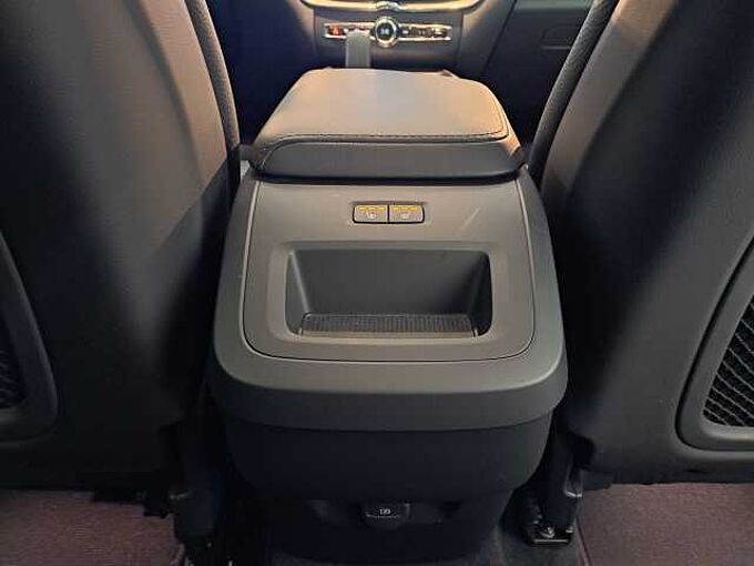 Volvo XC60 B4 Mild-Hybride Benzine Plus Dark 795855 | B4 Mild-Hybride Benzine Plus Dark