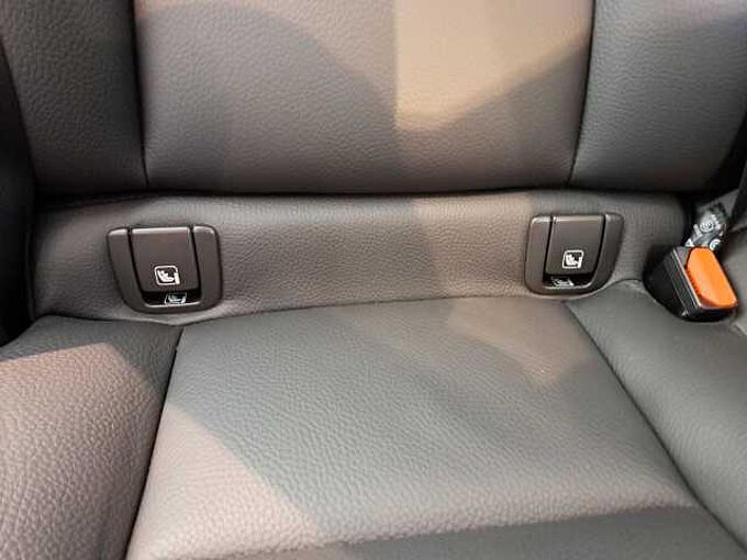 Volvo XC60 B4 Mild-Hybride Benzine Plus Dark 795855 | B4 Mild-Hybride Benzine Plus Dark