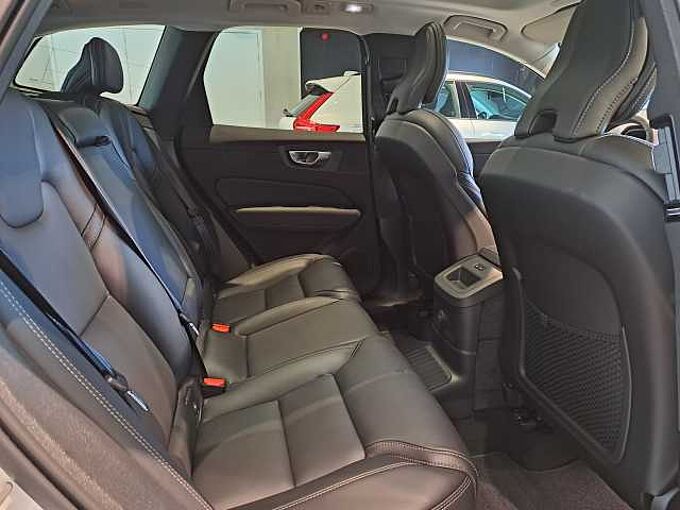 Volvo XC60 Plus, T6 AWD Plug-in Hybrid, Elektrisch/Benzin, Dark 174124 | T6 AWD Plug-In Hybride Plus Dark
