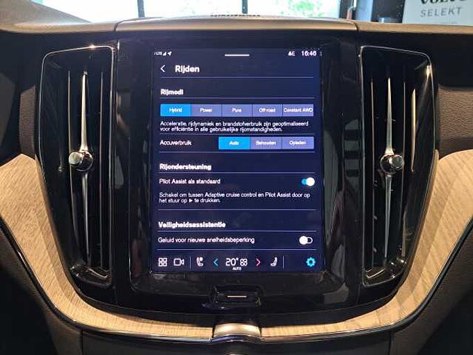 Volvo XC60 Plus, T6 AWD Plug-in Hybrid, Elektrisch/Benzin, Dark 174124 | T6 AWD Plug-In Hybride Plus Dark