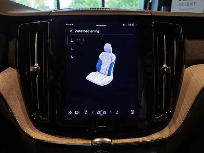 Volvo XC60 Plus, T6 AWD Plug-in Hybrid, Elektrisch/Benzin, Dark 174124 | T6 AWD Plug-In Hybride Plus Dark